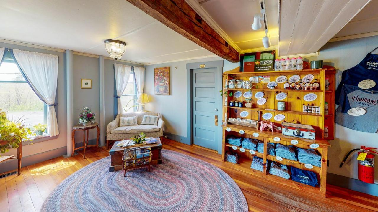 Highland Lodge Greensboro Ngoại thất bức ảnh